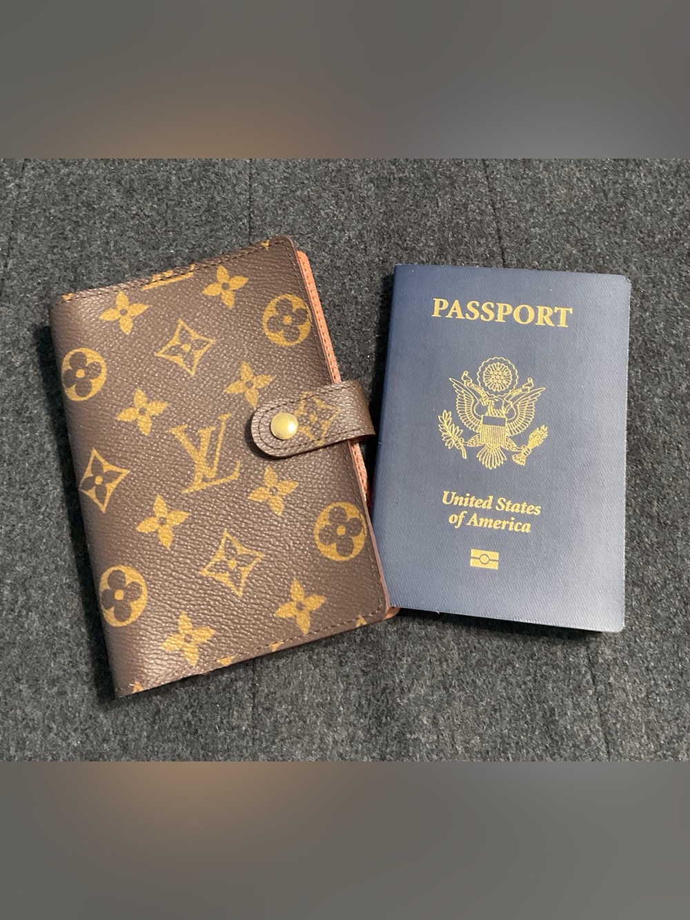AUTHENTIC LV ✅LUXURY LOUIS VUITTON AGENDA PM SIZE UNISEX PIECE